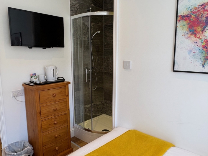 Room 3 Bathroom